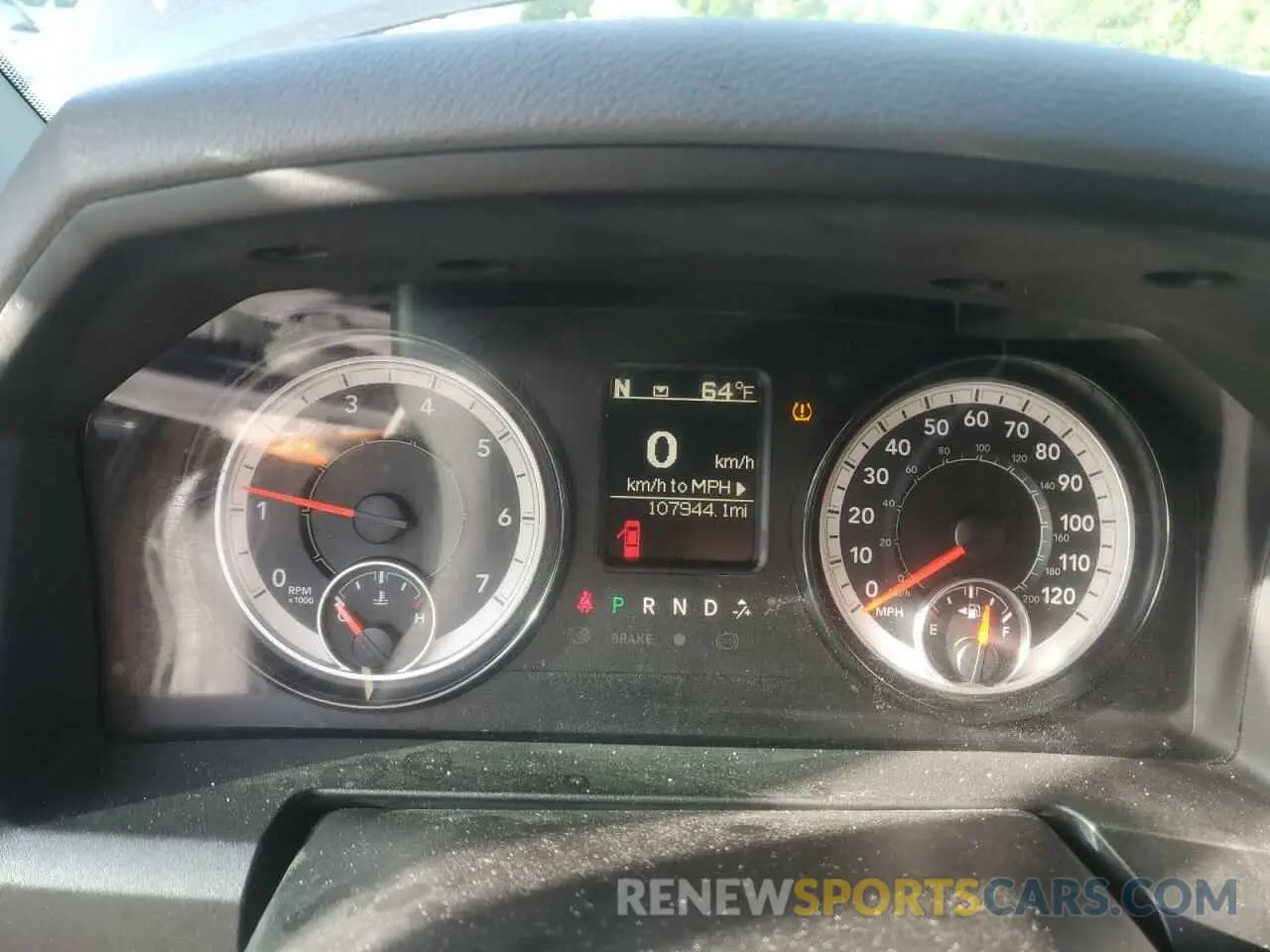 9 Photograph of a damaged car 1C6RR7KT2KS631179 RAM 1500 2019