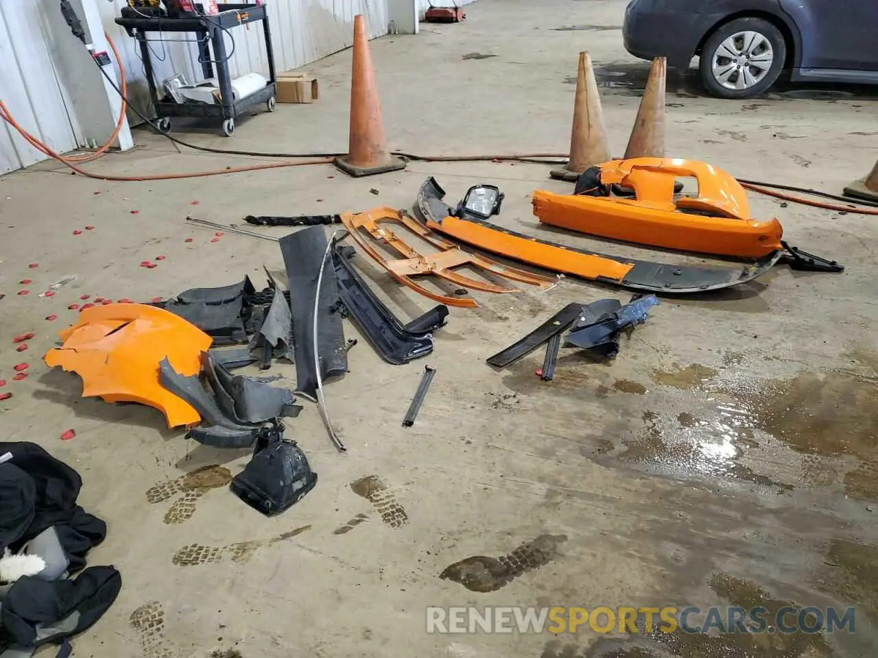 12 Photograph of a damaged car 1C6RR7KT5KS615784 RAM 1500 2019