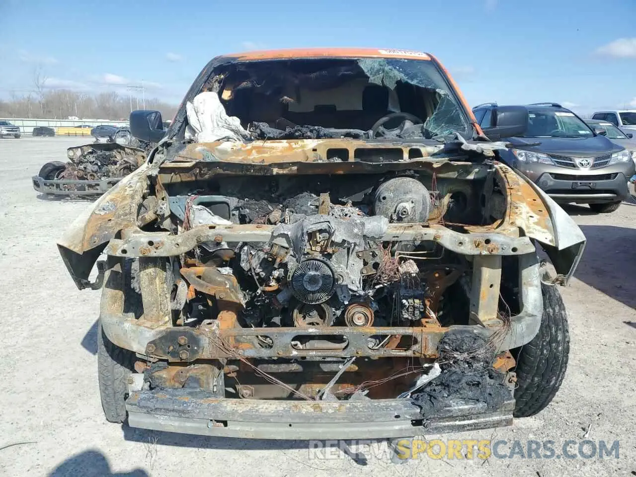 5 Фотография поврежденного автомобиля 1C6RR7KT7KS615950 RAM 1500 2019