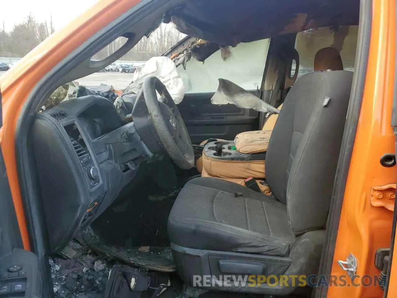 7 Фотография поврежденного автомобиля 1C6RR7KT7KS615950 RAM 1500 2019