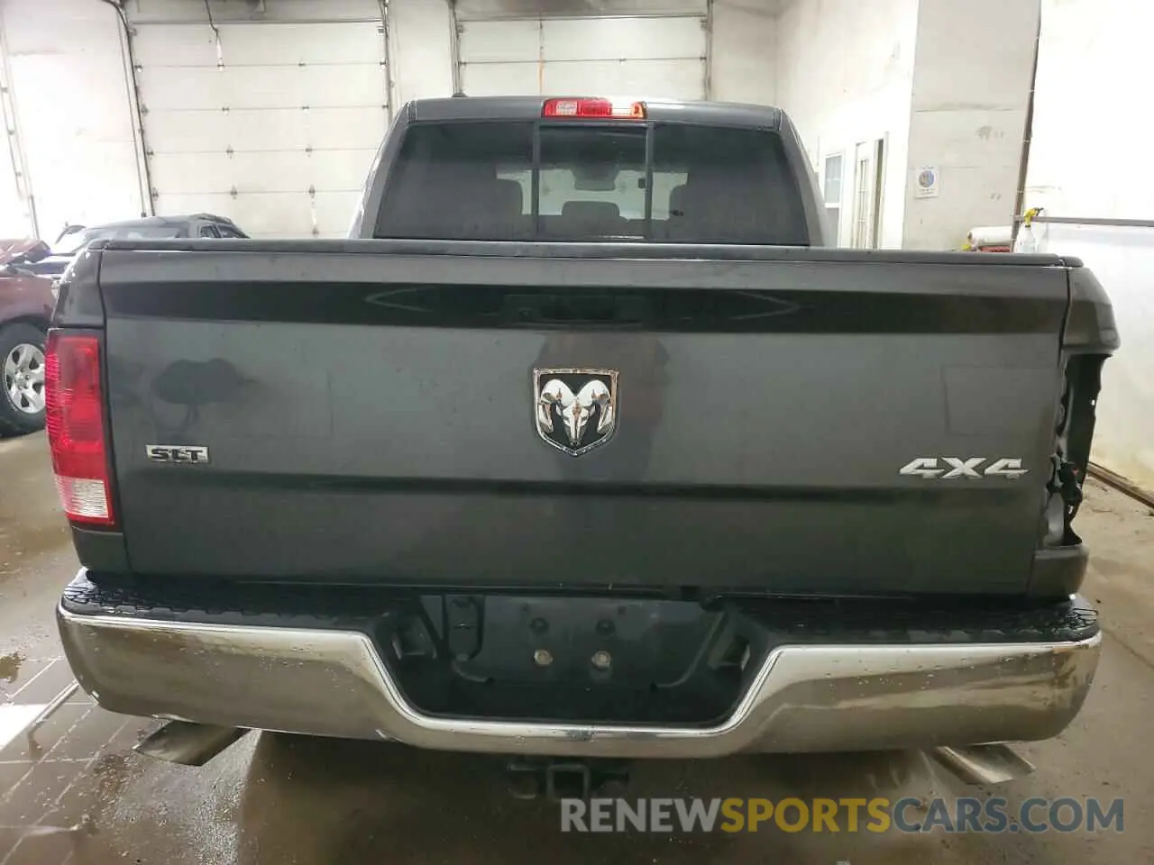 6 Фотография поврежденного автомобиля 1C6RR7LT1KS511369 RAM 1500 2019