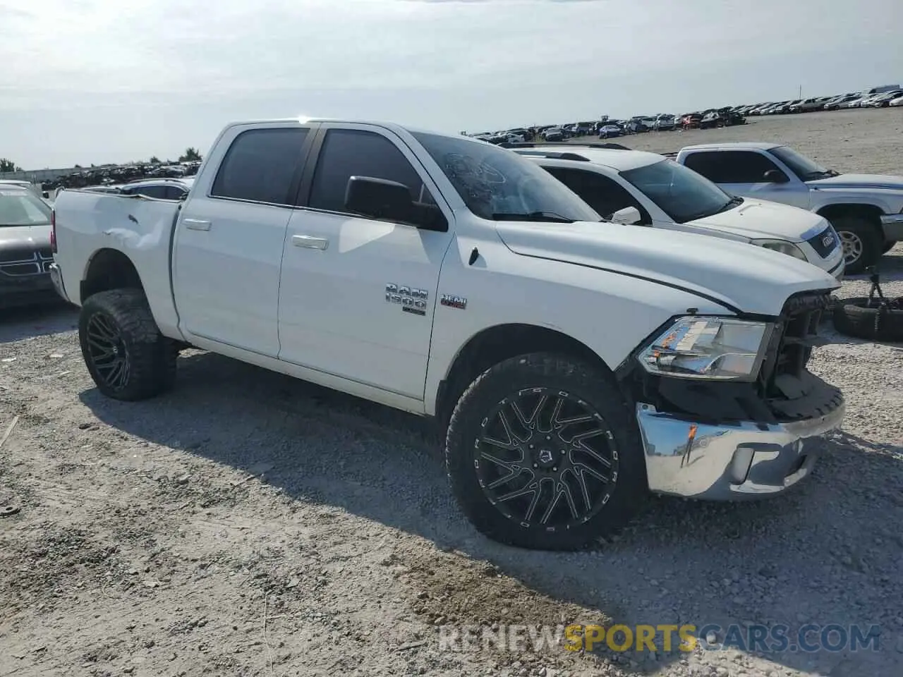4 Фотография поврежденного автомобиля 1C6RR7LT1KS549880 RAM 1500 2019