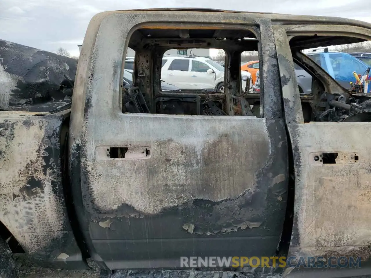10 Photograph of a damaged car 1C6RR7LT1KS727612 RAM 1500 2019