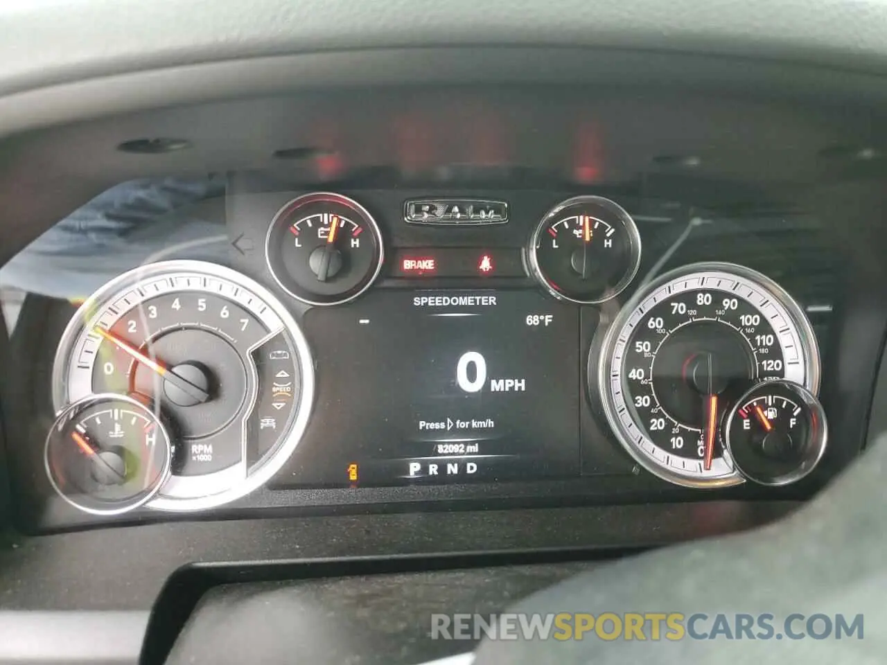 9 Photograph of a damaged car 1C6RR7LT8KS545325 RAM 1500 2019