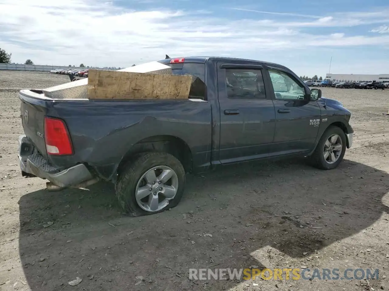 3 Фотография поврежденного автомобиля 1C6RR7LT9KS732170 RAM 1500 2019