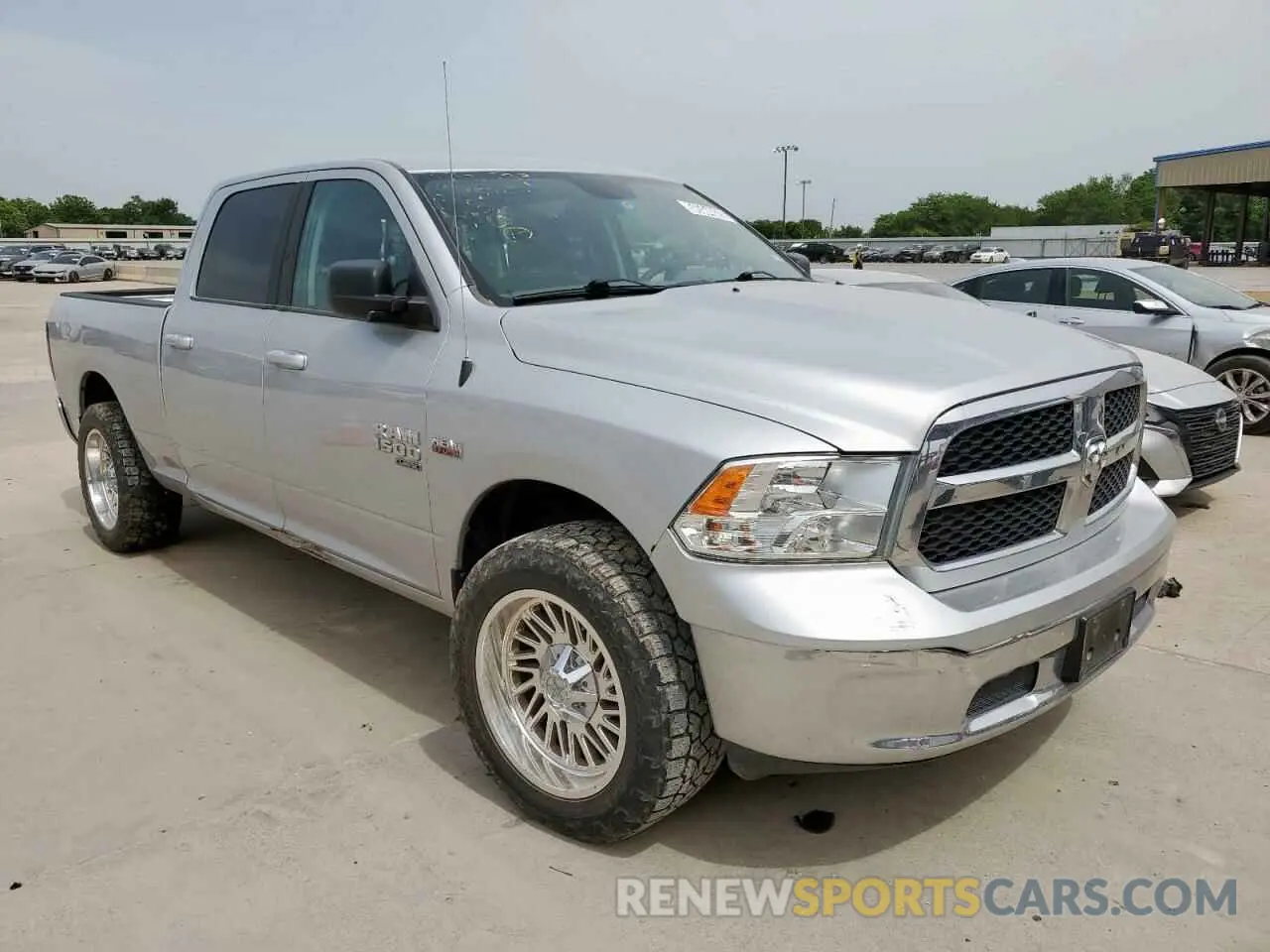 4 Photograph of a damaged car 1C6RR7TT1KS587688 RAM 1500 2019