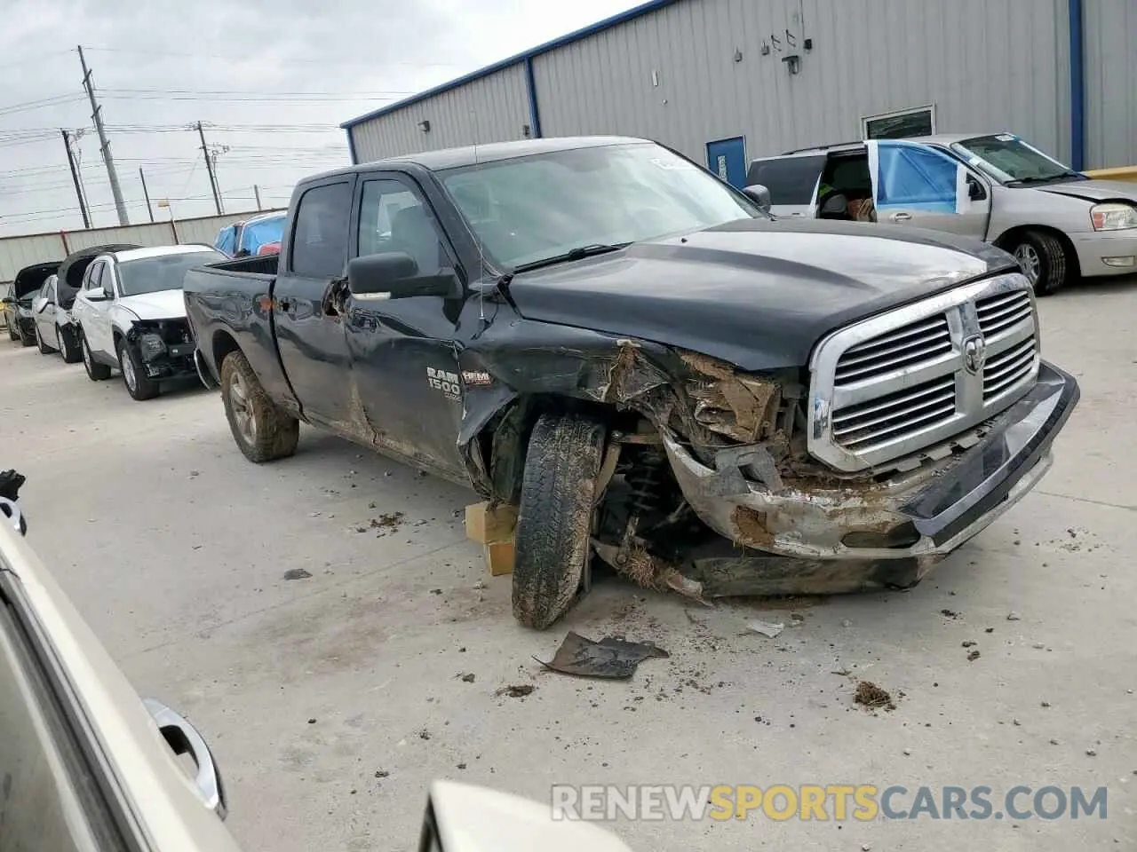 4 Фотография поврежденного автомобиля 1C6RR7TT4KS712943 RAM 1500 2019