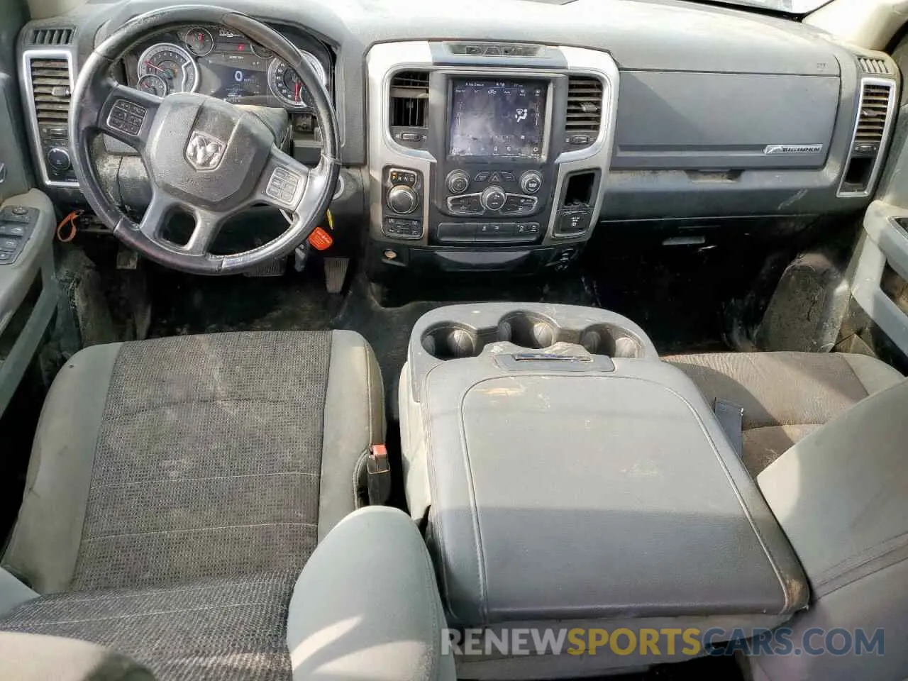 8 Фотография поврежденного автомобиля 1C6RR7TT4KS712943 RAM 1500 2019