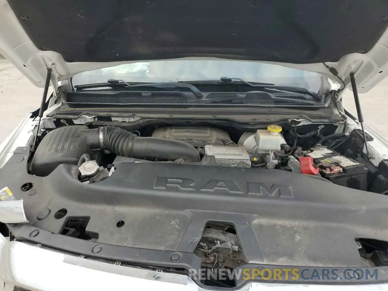 11 Photograph of a damaged car 1C6RREBT1KN666072 RAM 1500 2019