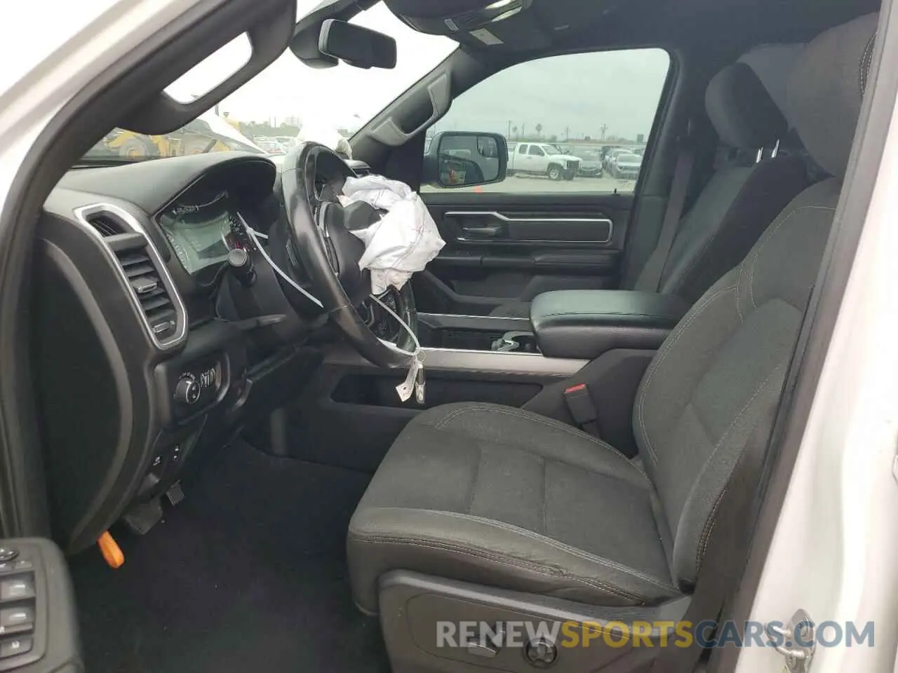 7 Photograph of a damaged car 1C6RREBT1KN666072 RAM 1500 2019