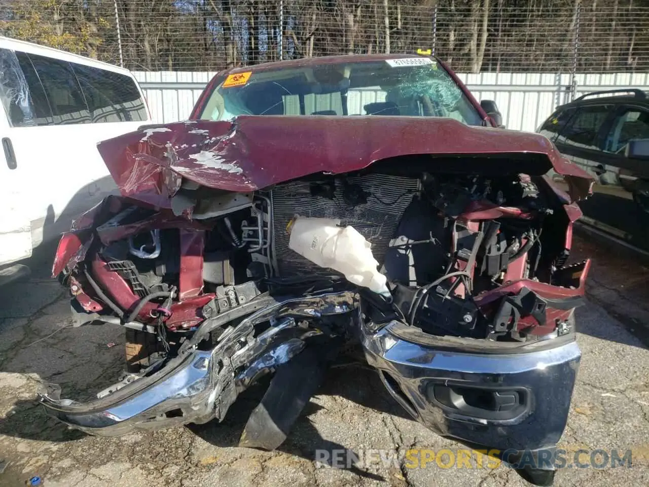 5 Photograph of a damaged car 1C6RREBT1KN902719 RAM 1500 2019