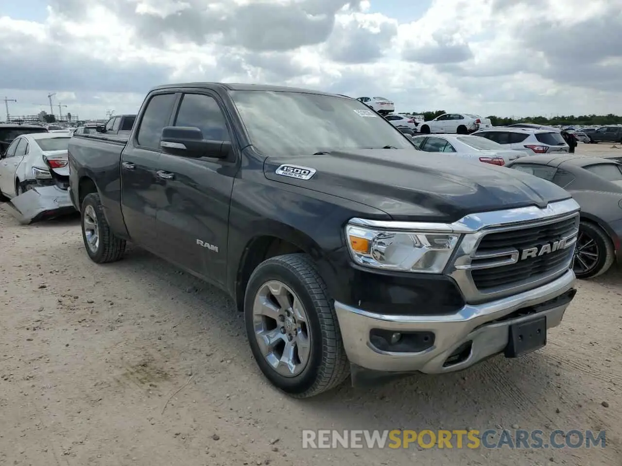 4 Photograph of a damaged car 1C6RREBT8KN747408 RAM 1500 2019
