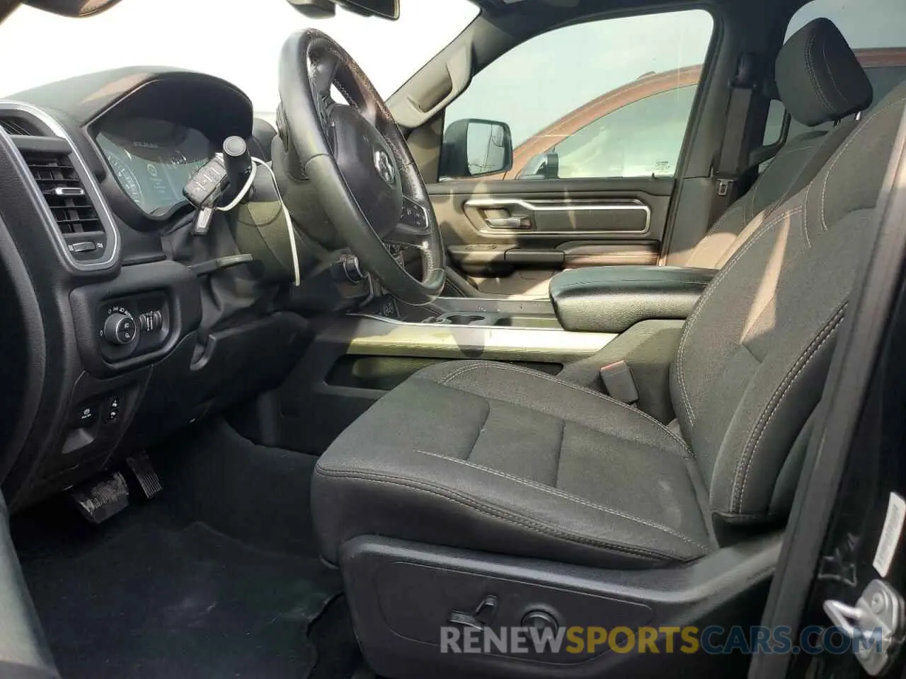 7 Photograph of a damaged car 1C6RREBT8KN747408 RAM 1500 2019