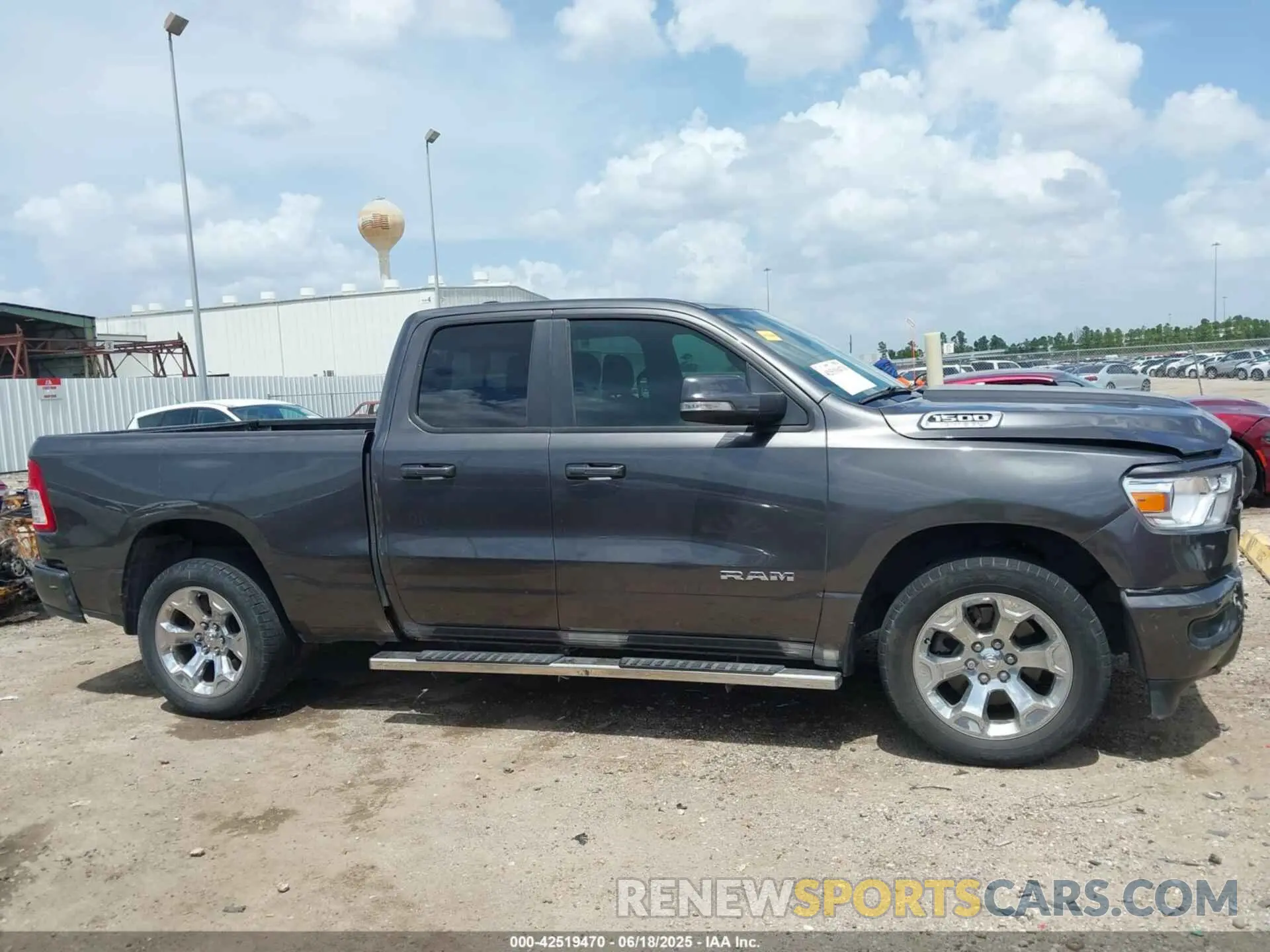 12 Фотография поврежденного автомобиля 1C6RREBT9KN890979 RAM 1500 2019