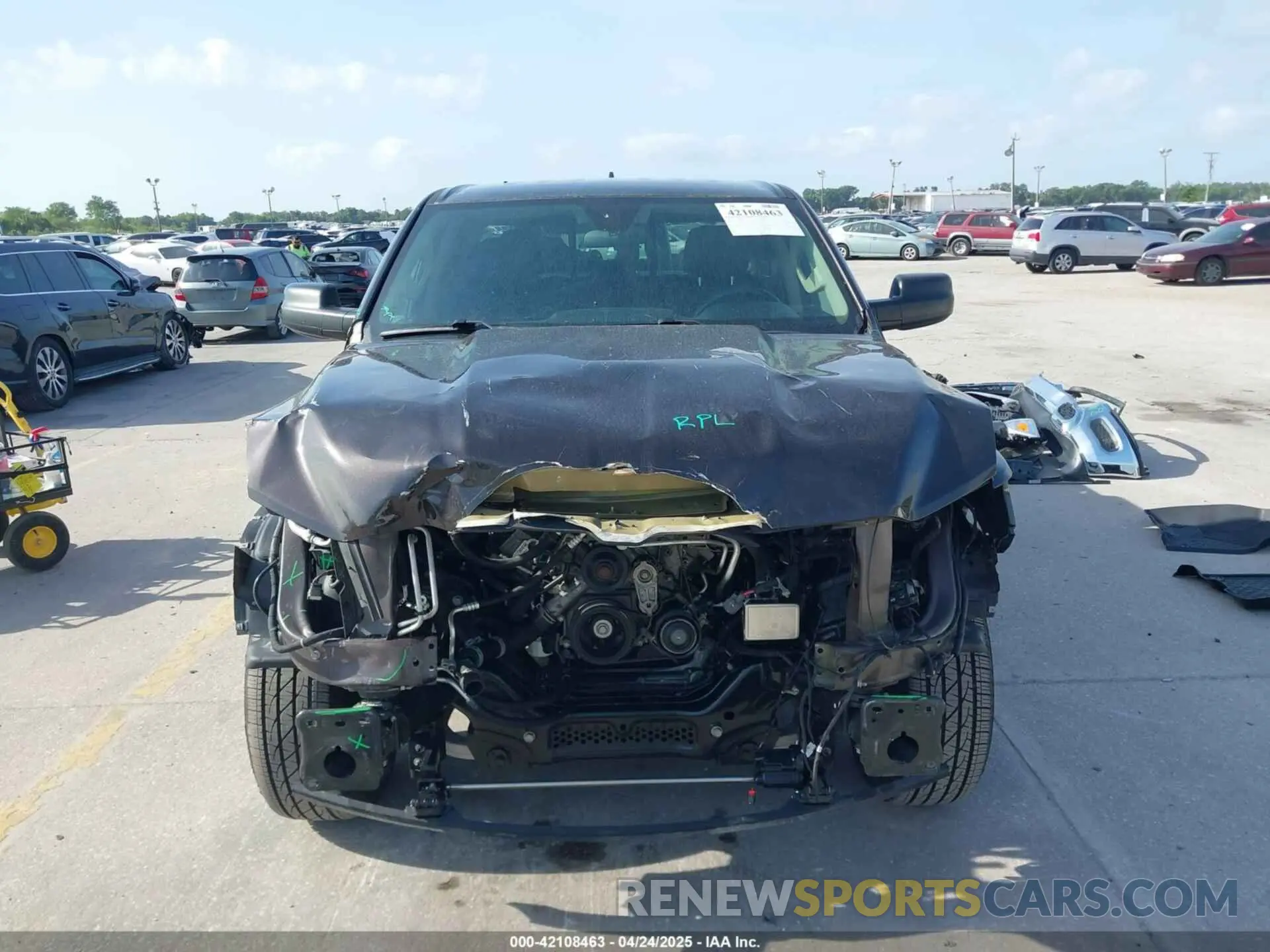 13 Photograph of a damaged car 1C6RRECT2KN614786 RAM 1500 2019
