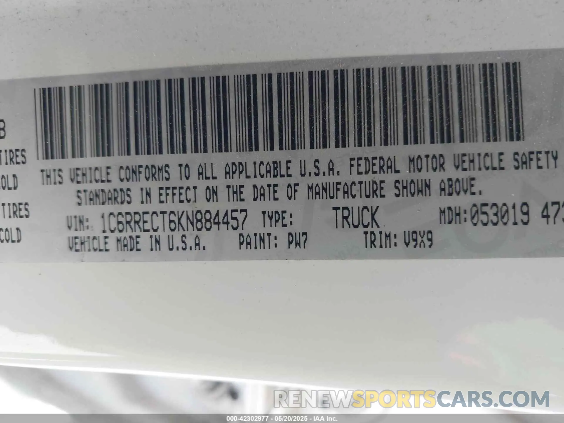 9 Фотография поврежденного автомобиля 1C6RRECT6KN884457 RAM 1500 2019