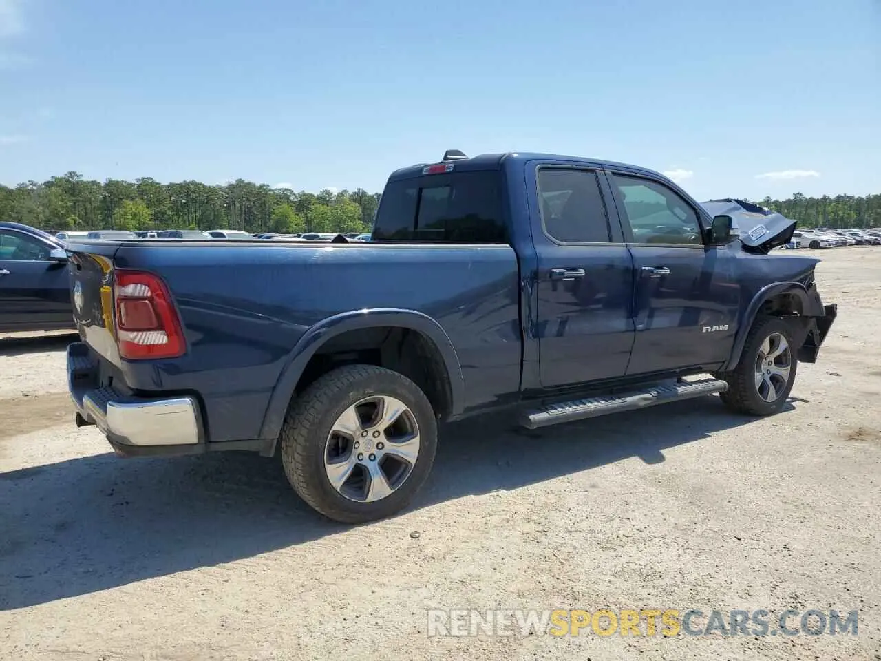 3 Photograph of a damaged car 1C6RREDT8KN769499 RAM 1500 2019