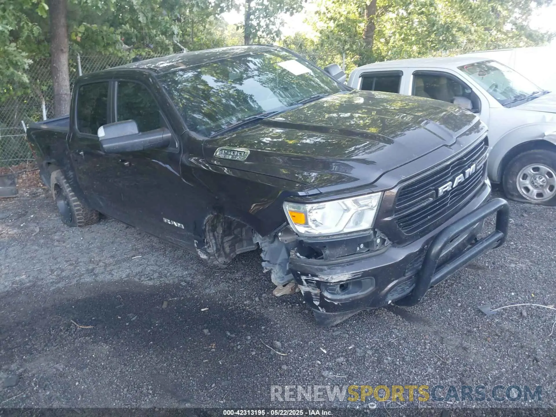 1 Фотография поврежденного автомобиля 1C6RREFT0KN616290 RAM 1500 2019