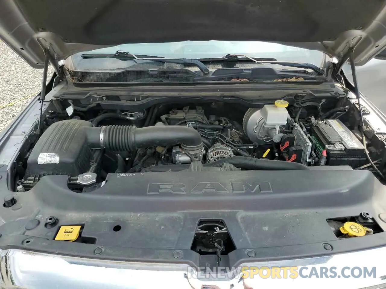 11 Photograph of a damaged car 1C6RREFT1KN508504 RAM 1500 2019