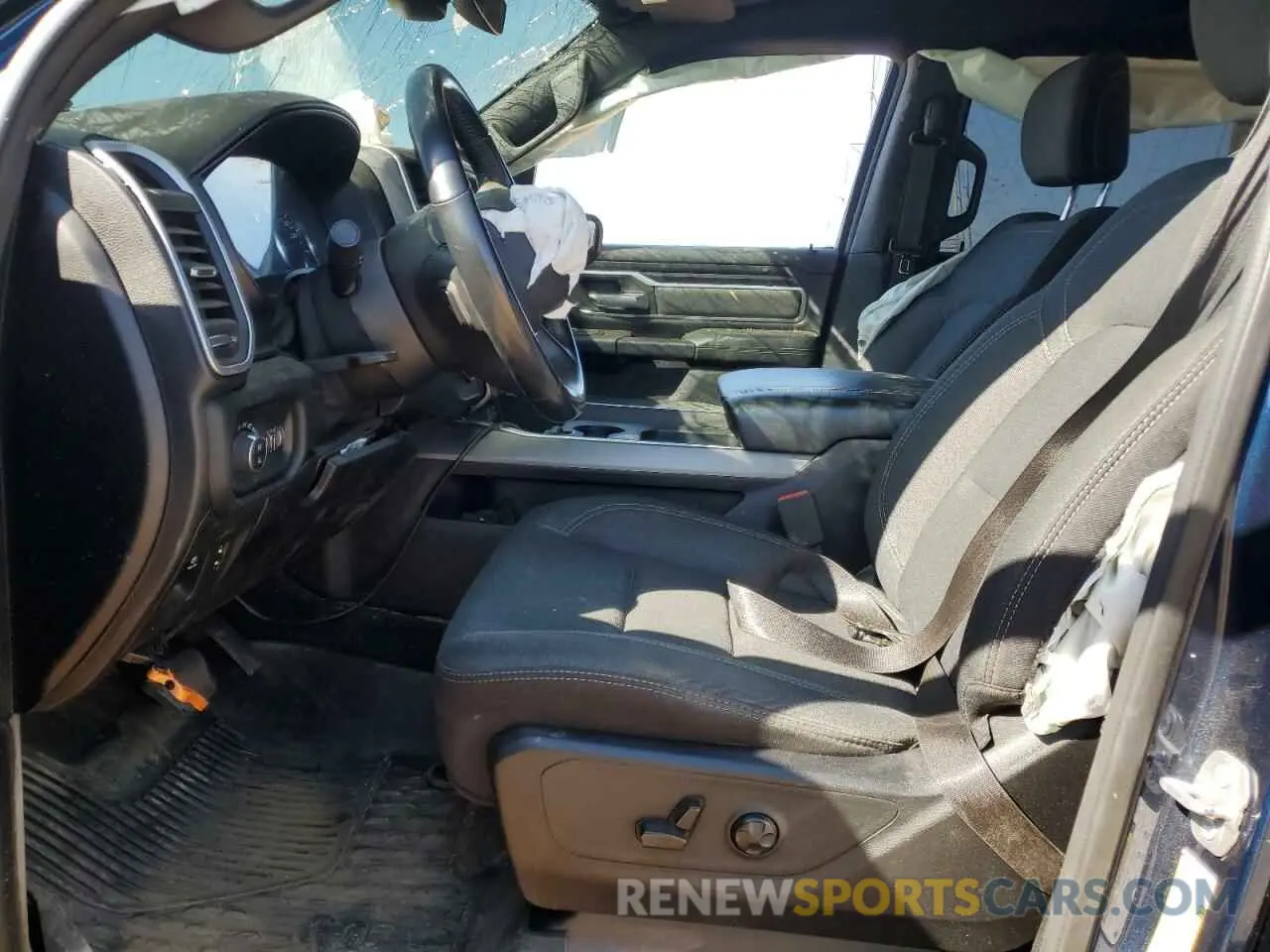 7 Photograph of a damaged car 1C6RREFT3KN828147 RAM 1500 2019
