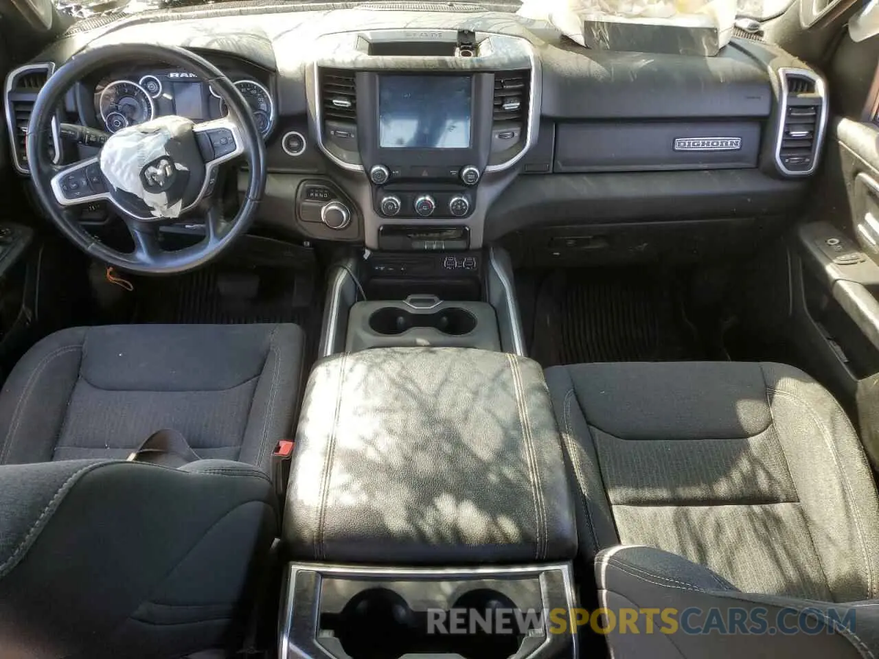 8 Photograph of a damaged car 1C6RREFT3KN828147 RAM 1500 2019