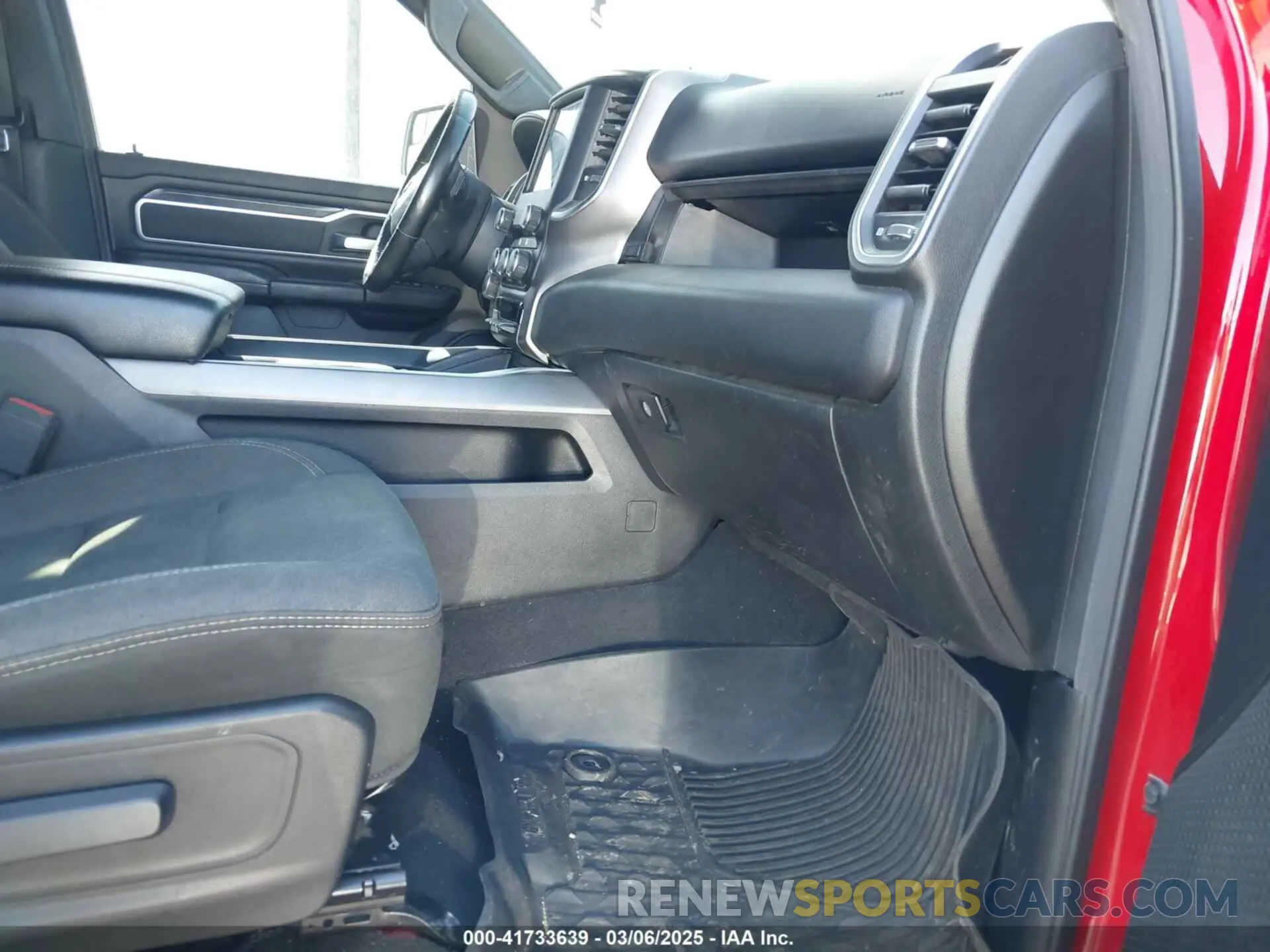5 Фотография поврежденного автомобиля 1C6RREFT5KN548004 RAM 1500 2019