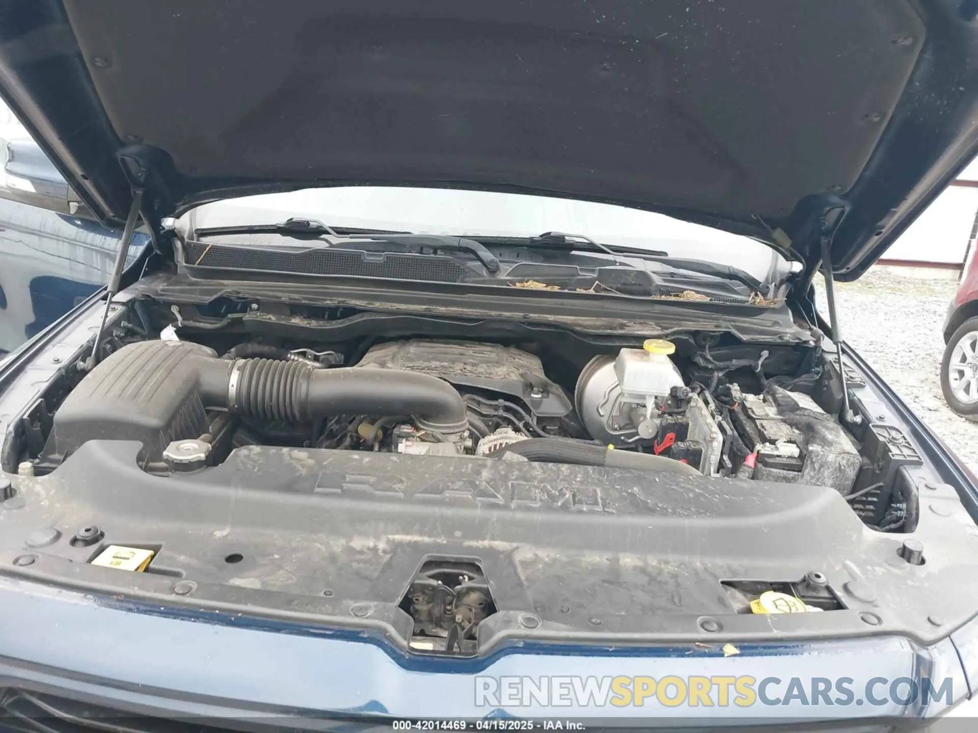 10 Фотография поврежденного автомобиля 1C6RREFT5KN590642 RAM 1500 2019