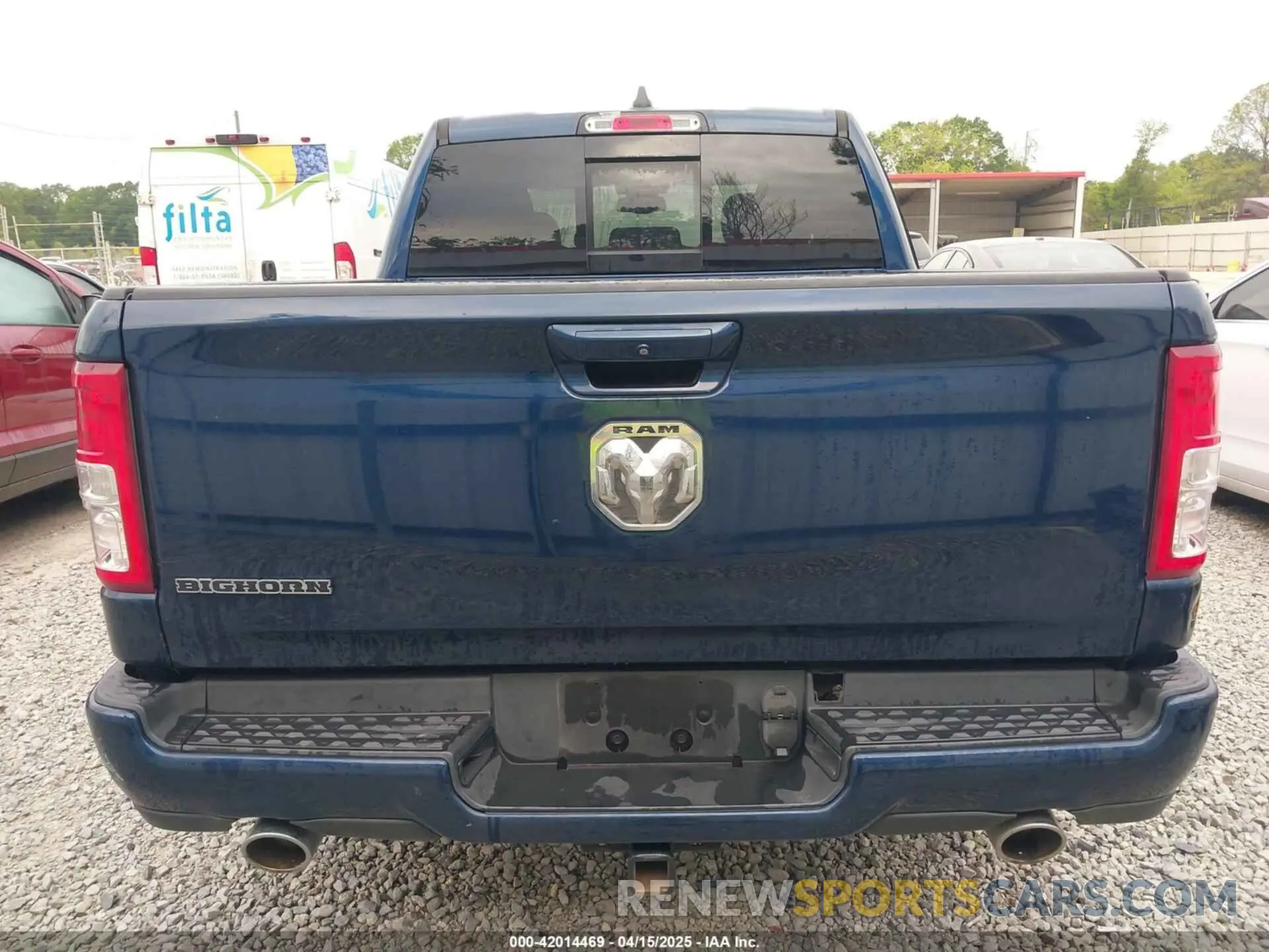 16 Фотография поврежденного автомобиля 1C6RREFT5KN590642 RAM 1500 2019