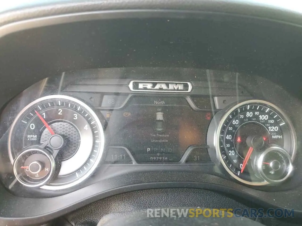 9 Photograph of a damaged car 1C6RREFT5KN639838 RAM 1500 2019