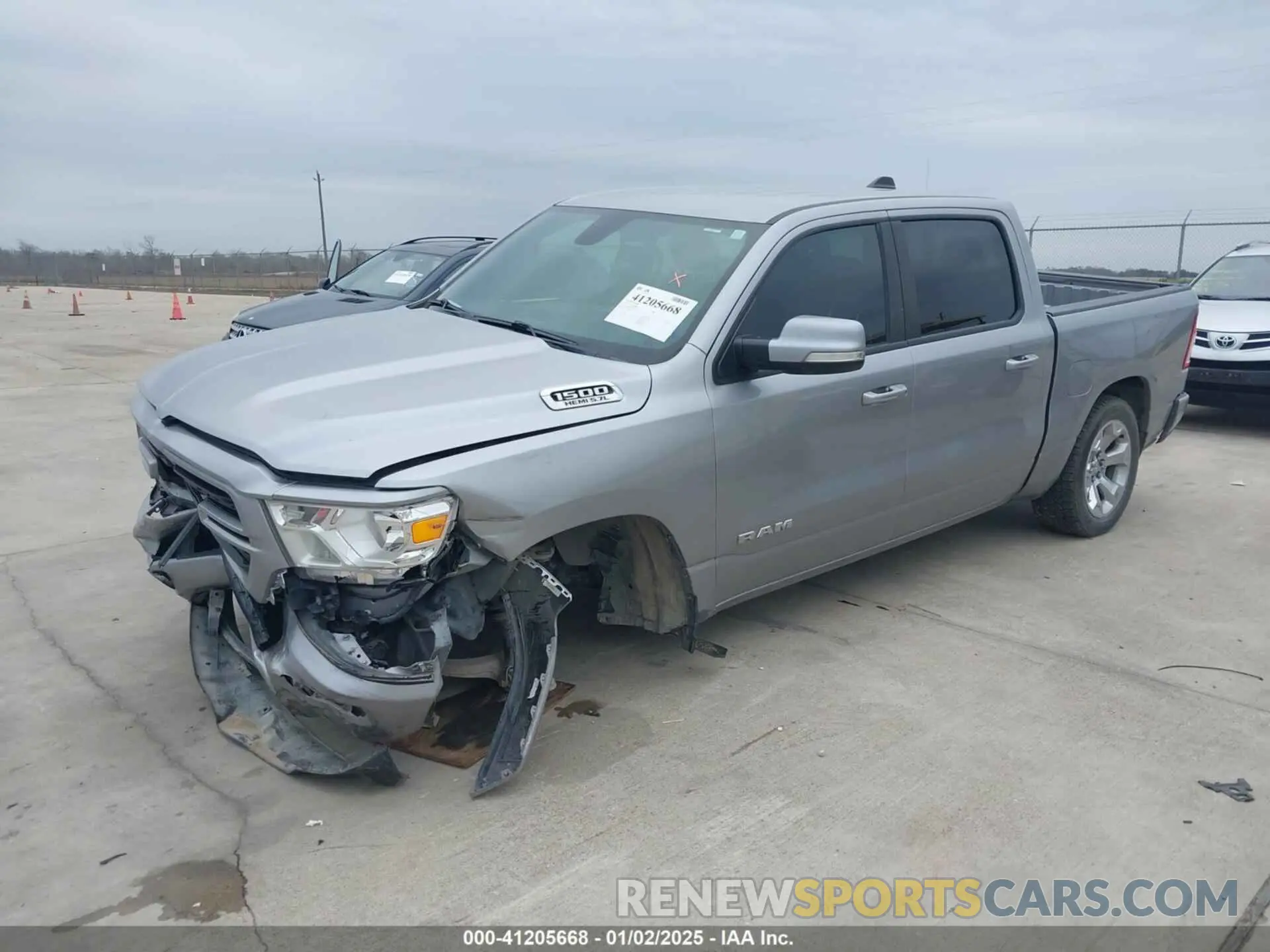 2 Фотография поврежденного автомобиля 1C6RREFT5KN891217 RAM 1500 2019