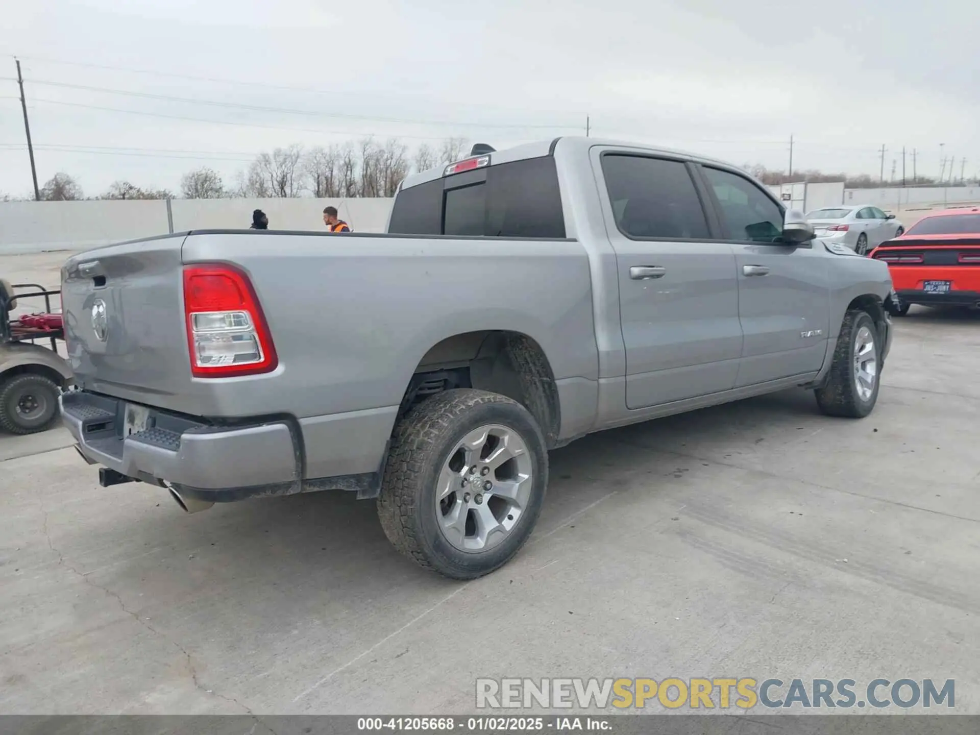 4 Фотография поврежденного автомобиля 1C6RREFT5KN891217 RAM 1500 2019