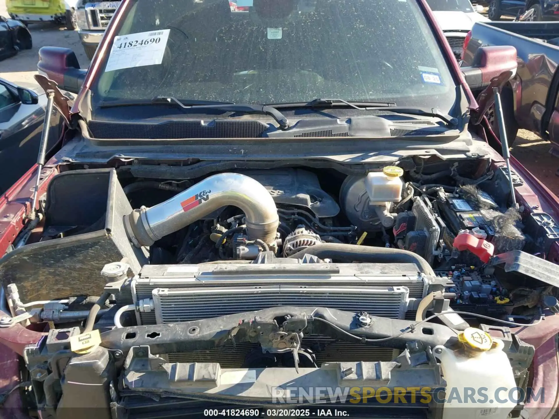 10 Фотография поврежденного автомобиля 1C6RREFT7KN828779 RAM 1500 2019