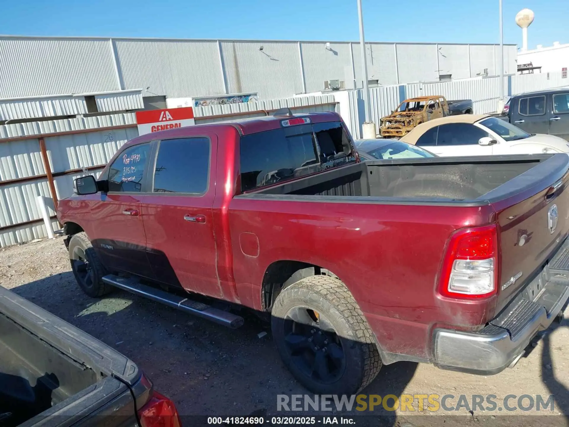 15 Фотография поврежденного автомобиля 1C6RREFT7KN828779 RAM 1500 2019