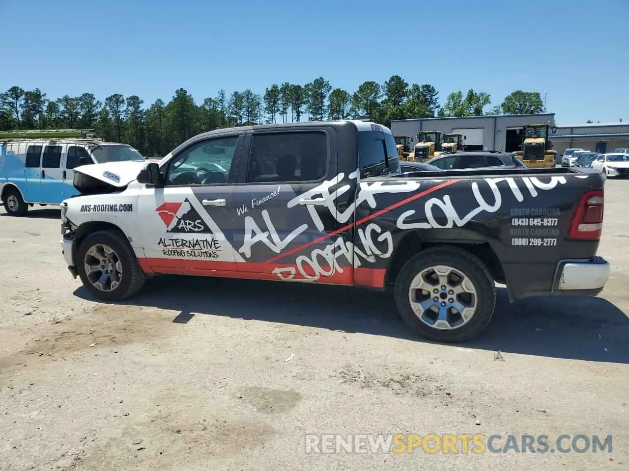 2 Photograph of a damaged car 1C6RREFT9KN558180 RAM 1500 2019
