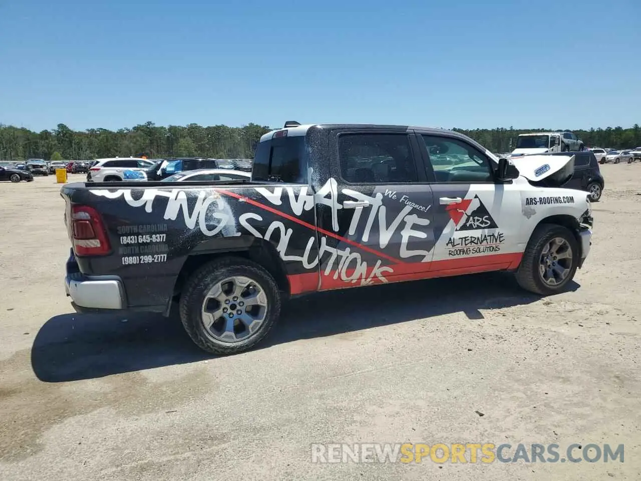 3 Photograph of a damaged car 1C6RREFT9KN558180 RAM 1500 2019