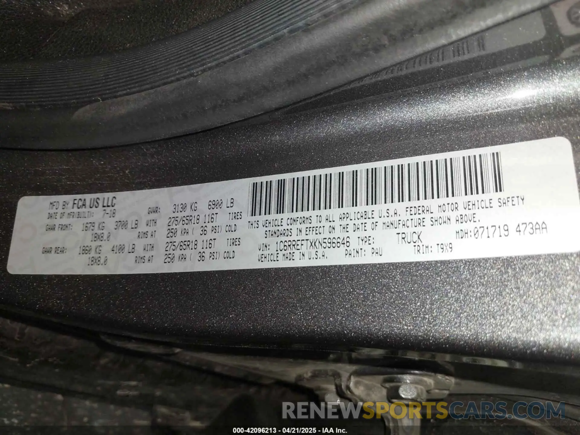 9 Photograph of a damaged car 1C6RREFTXKN596646 RAM 1500 2019