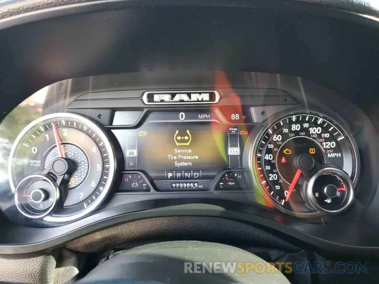 9 Фотография поврежденного автомобиля 1C6RREJT2KN792572 RAM 1500 2019