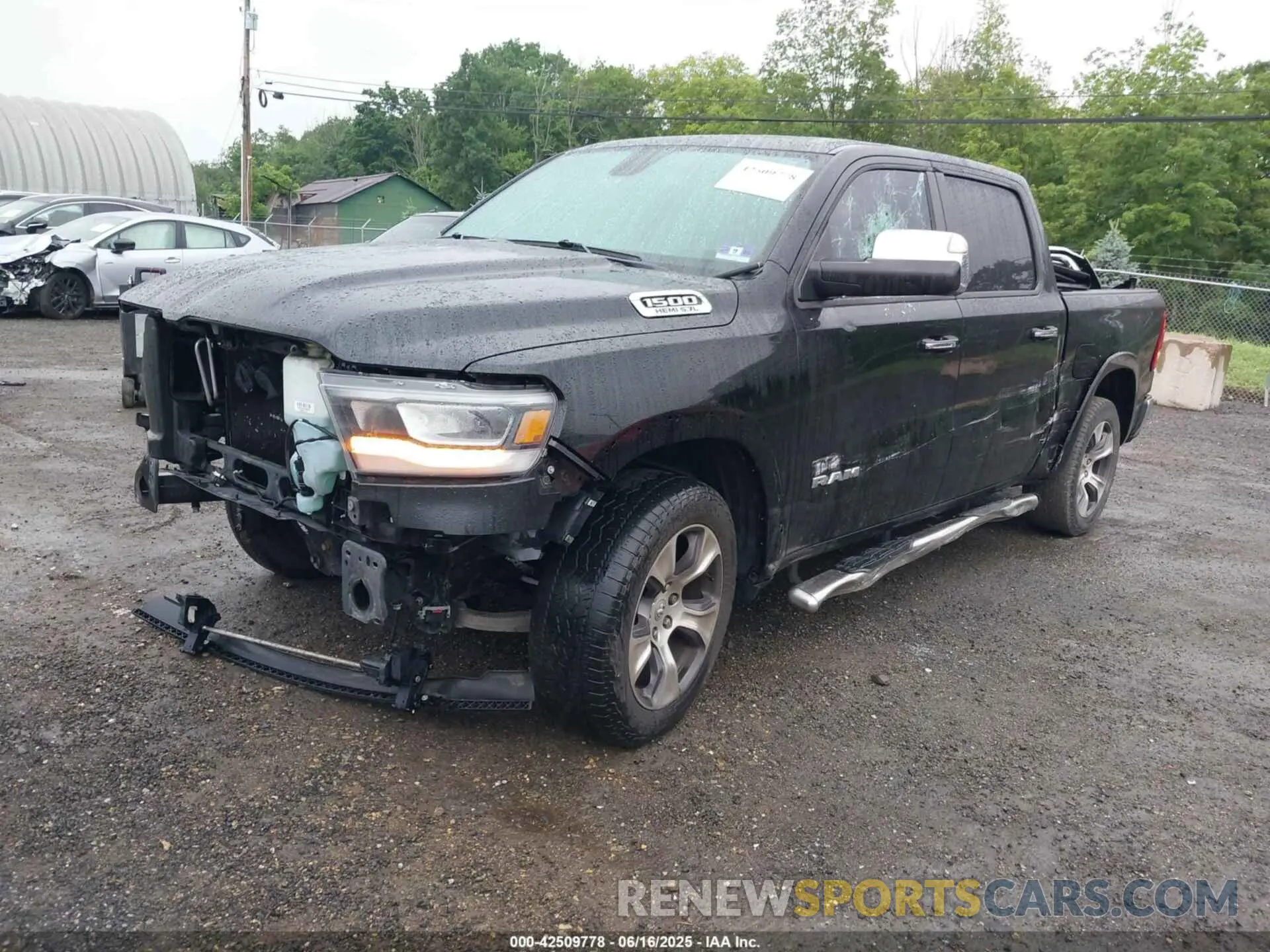 2 Photograph of a damaged car 1C6RREJT3KN502713 RAM 1500 2019