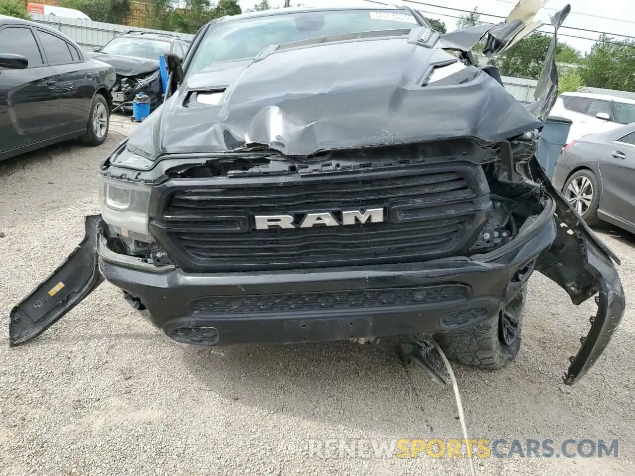 5 Photograph of a damaged car 1C6RREJT7KN894157 RAM 1500 2019