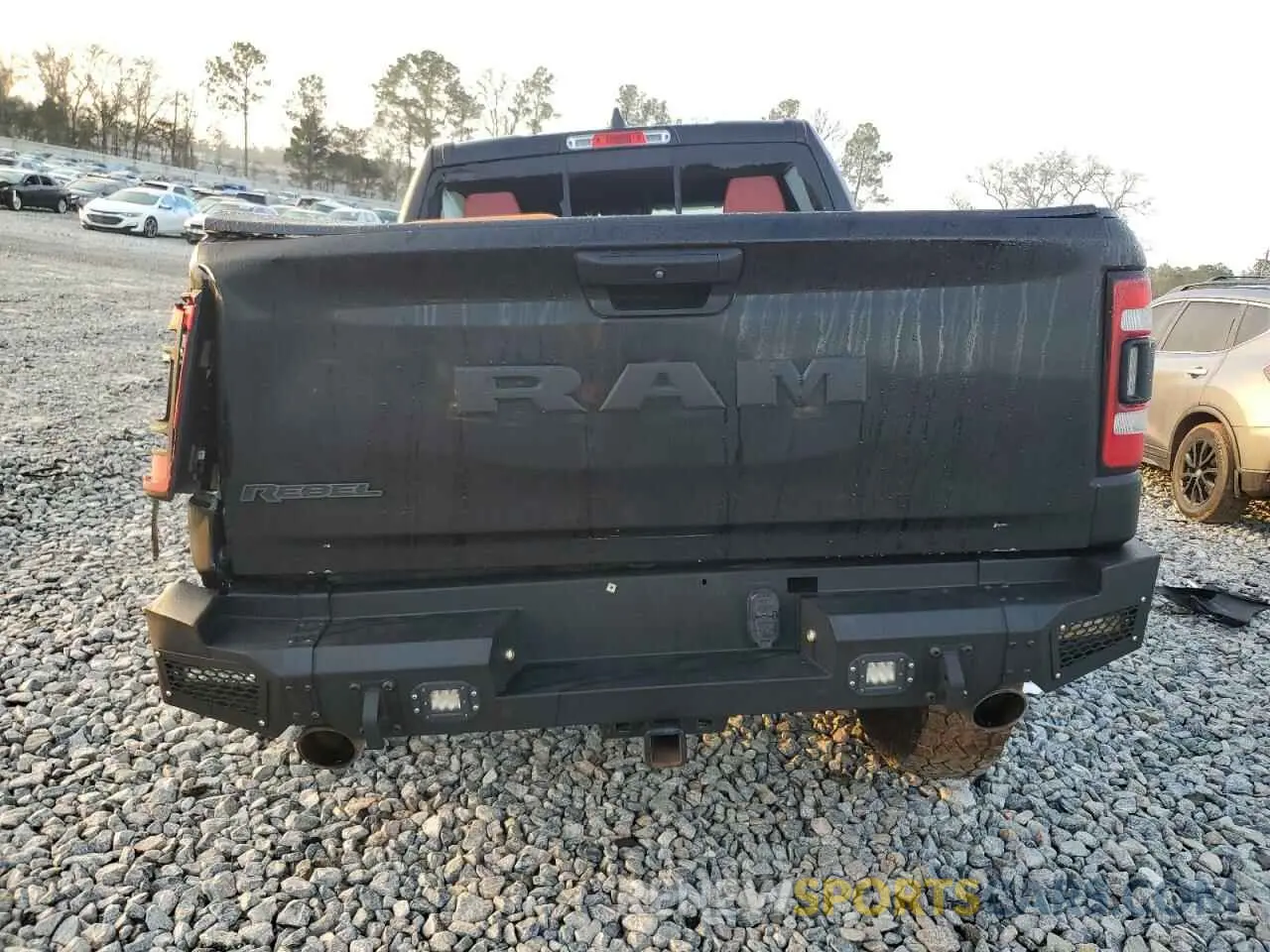 6 Фотография поврежденного автомобиля 1C6RRELT2KN724222 RAM 1500 2019