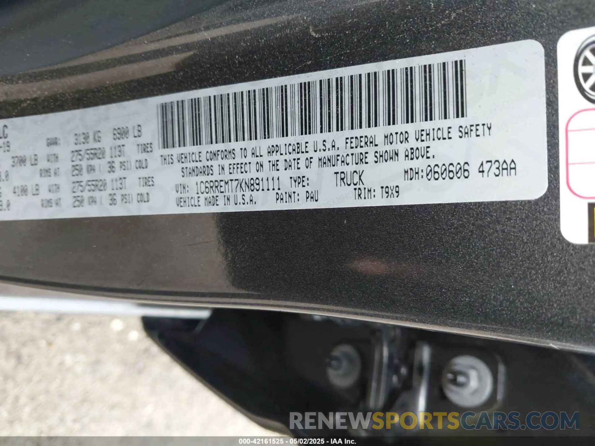 9 Фотография поврежденного автомобиля 1C6RREMT7KN891111 RAM 1500 2019