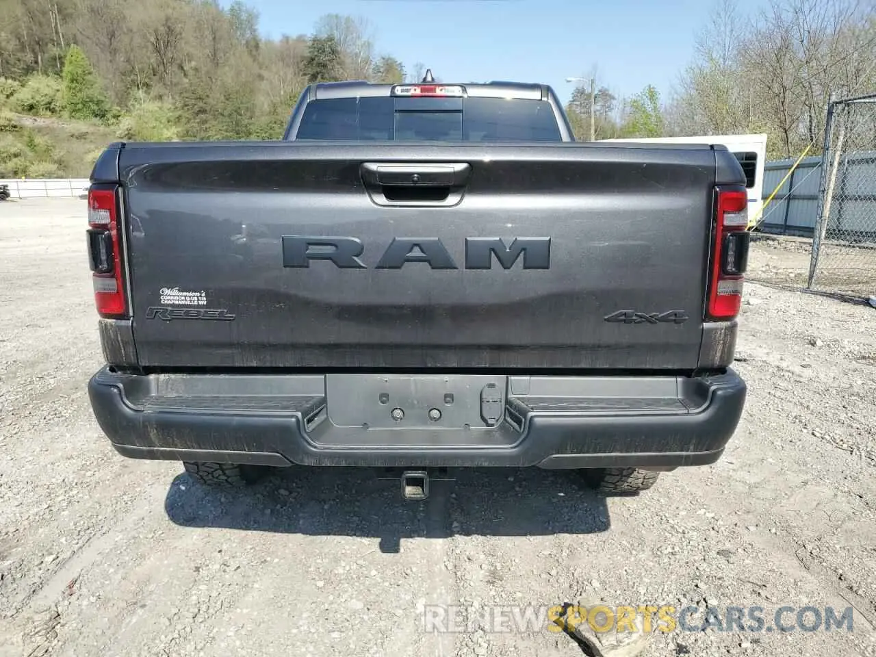 6 Photograph of a damaged car 1C6RRFEG2KN841658 RAM 1500 2019