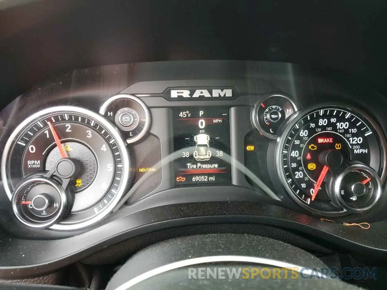 9 Photograph of a damaged car 1C6RRFFG0KN714292 RAM 1500 2019