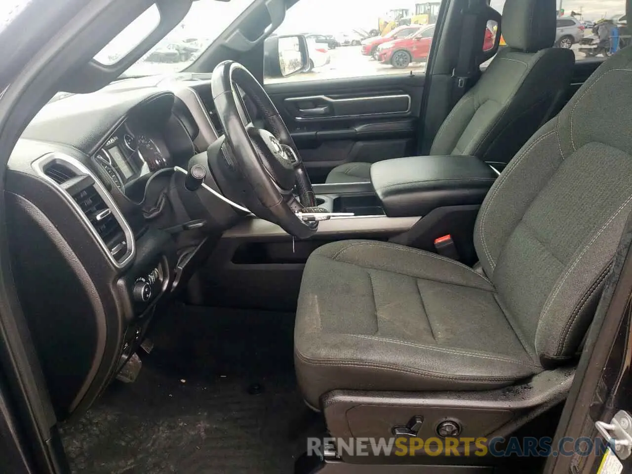 7 Photograph of a damaged car 1C6RRFFG1KN728055 RAM 1500 2019