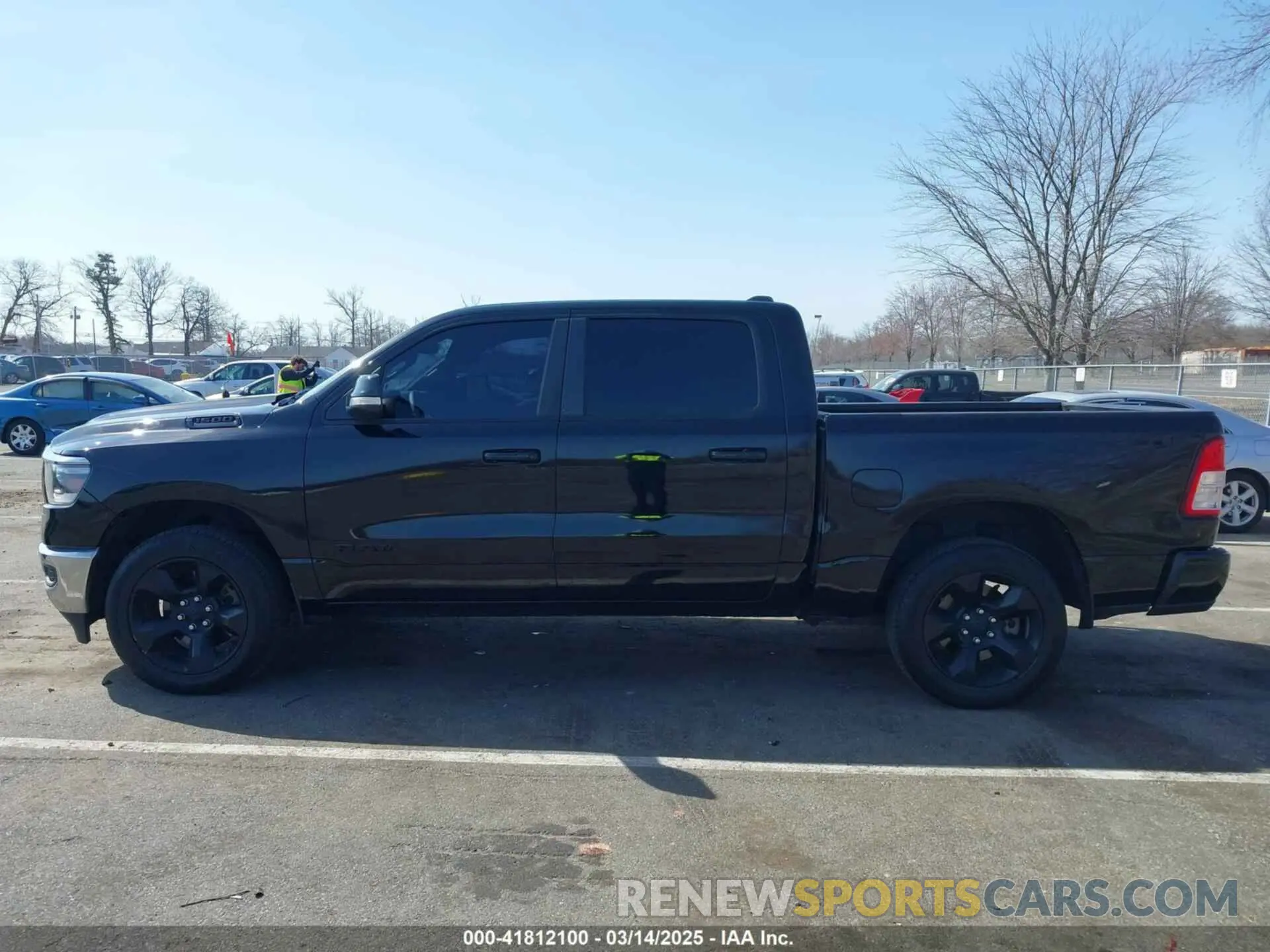 14 Photograph of a damaged car 1C6RRFFG1KN917238 RAM 1500 2019