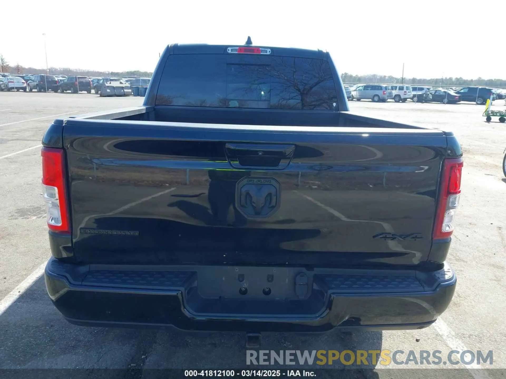 16 Photograph of a damaged car 1C6RRFFG1KN917238 RAM 1500 2019