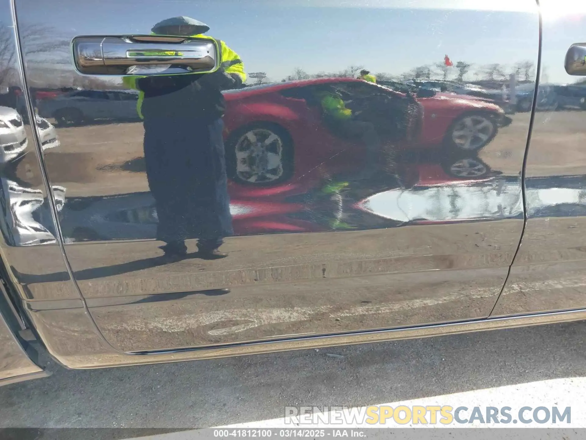 6 Photograph of a damaged car 1C6RRFFG1KN917238 RAM 1500 2019