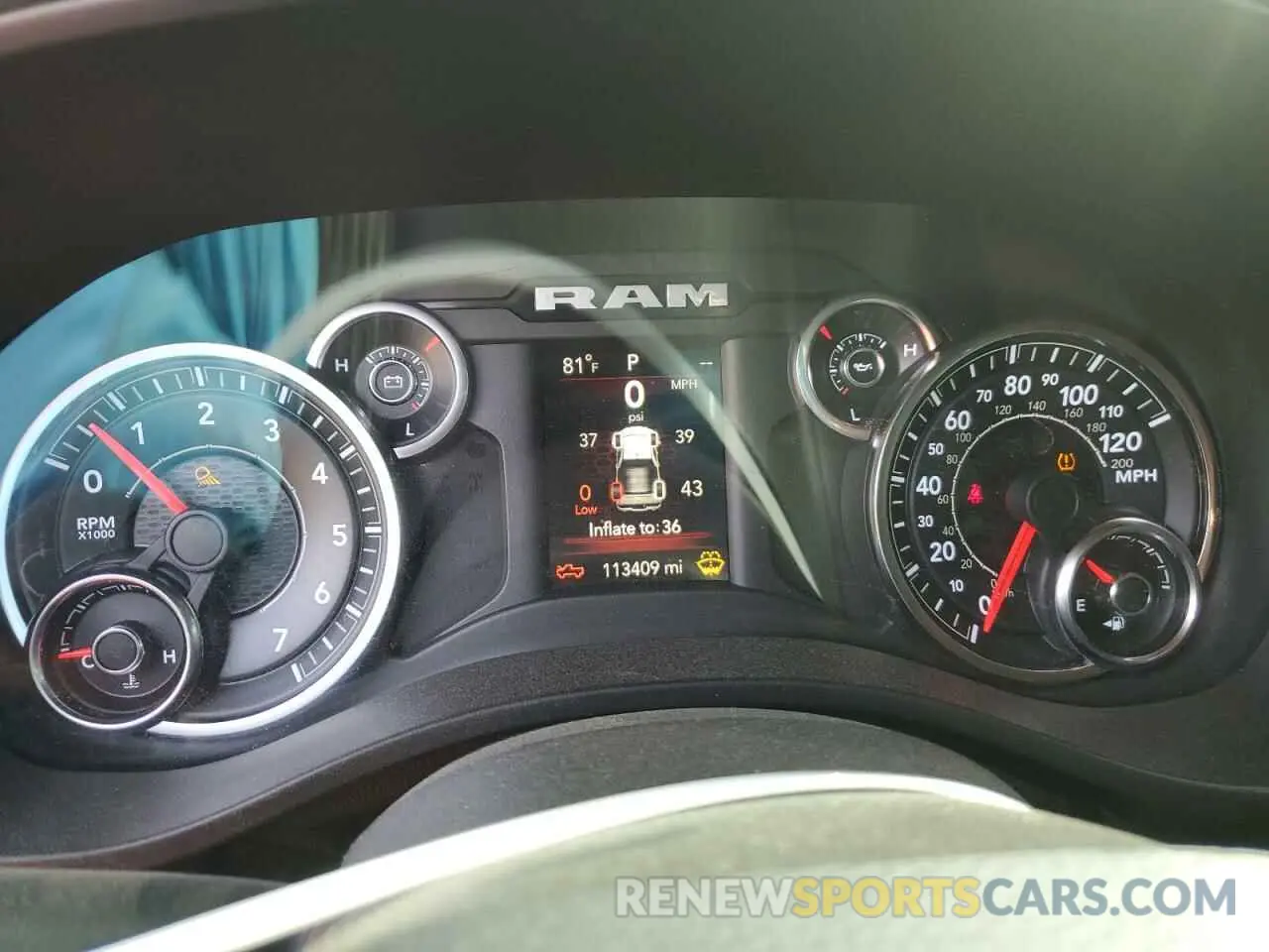 9 Photograph of a damaged car 1C6RRFFG5KN823654 RAM 1500 2019
