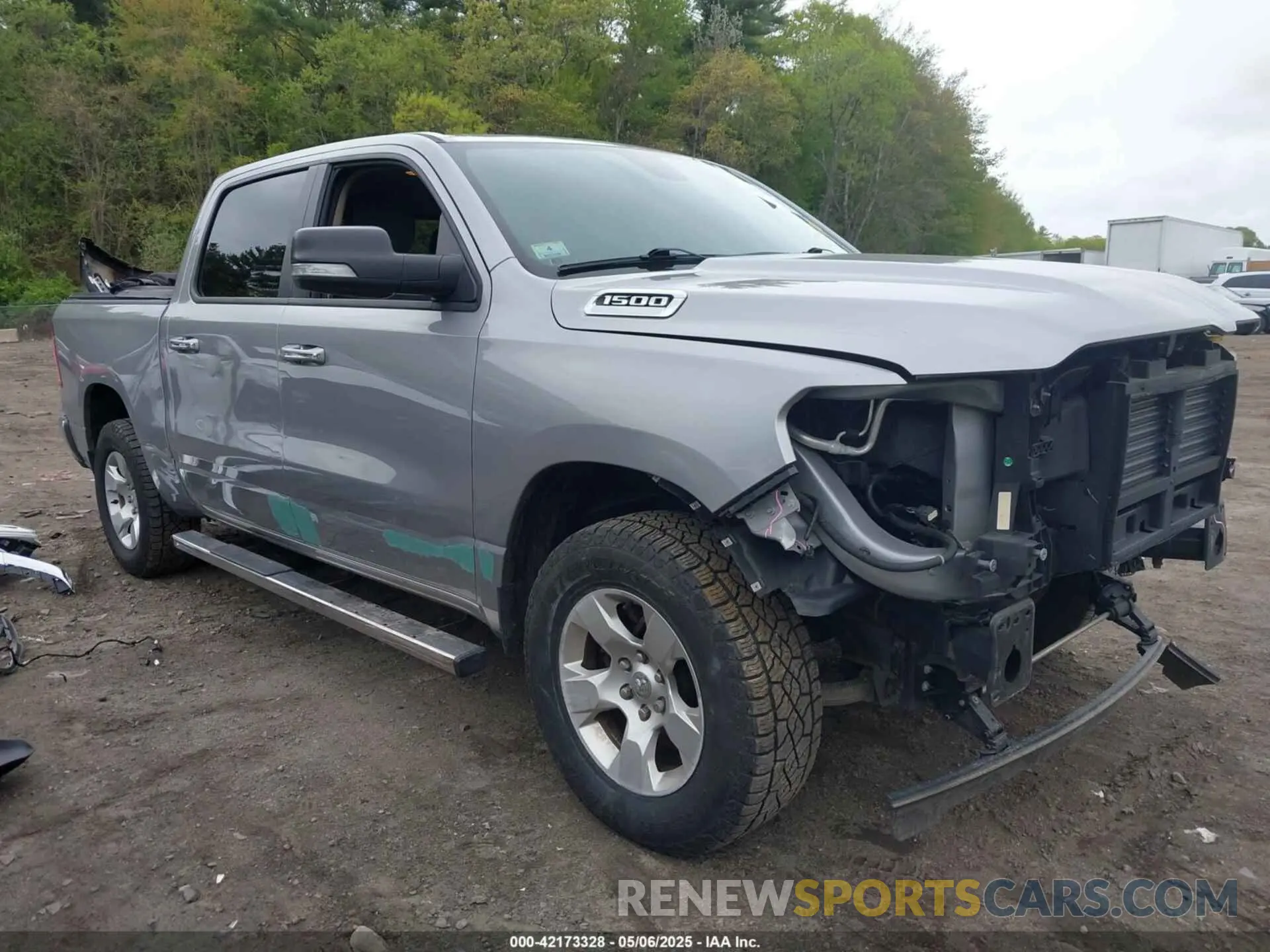 1 Photograph of a damaged car 1C6RRFFG7KN699046 RAM 1500 2019