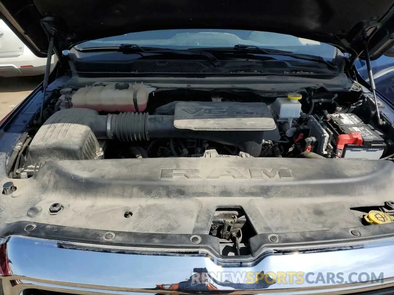 11 Photograph of a damaged car 1C6RRFFG8KN825804 RAM 1500 2019